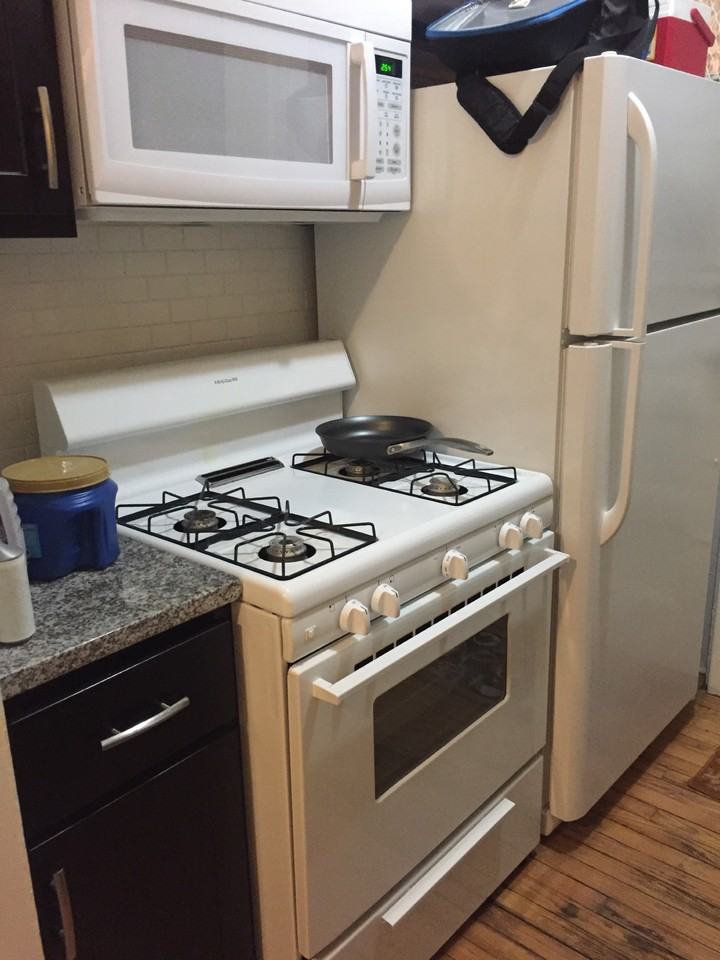 2357 N Kenneth Ave #21 - Photo 4 of 10