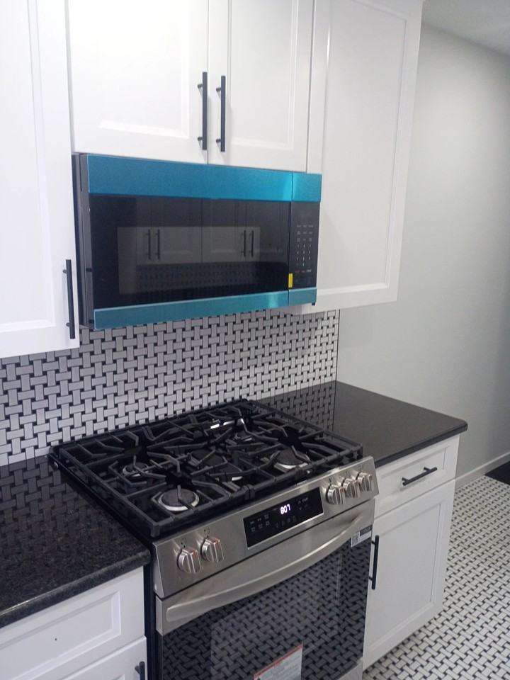 420 Reservoir St - Photo 7 of 7