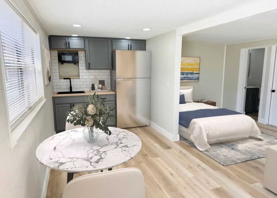 1203 Duke Way #B - Photo 4 of 6