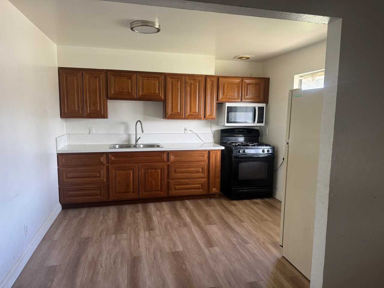 3901 Cypress St #921HARRIS - Photo 3 of 5