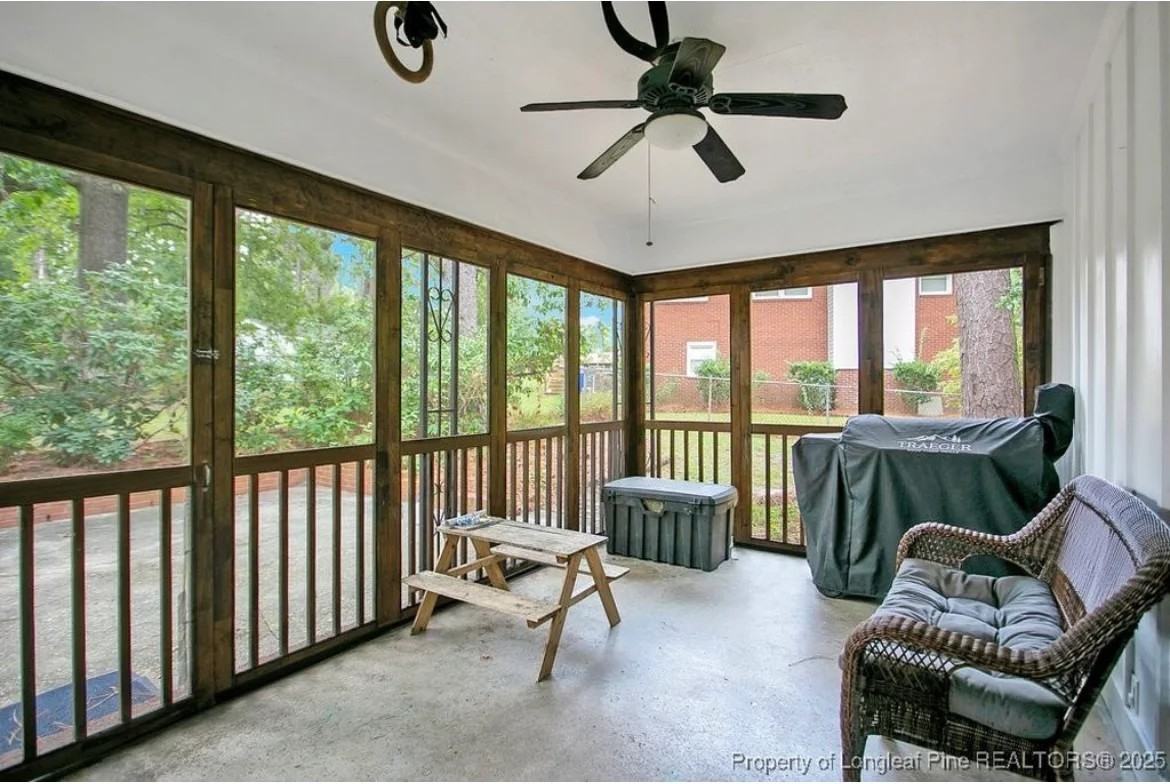 607 Oakdale Dr - Photo 5 of 8