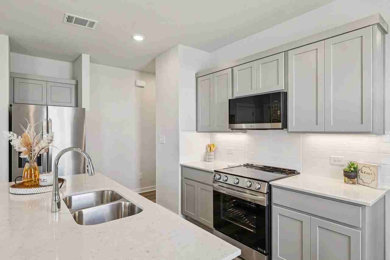 1153 Wild Leaf Way - Photo 6 of 20