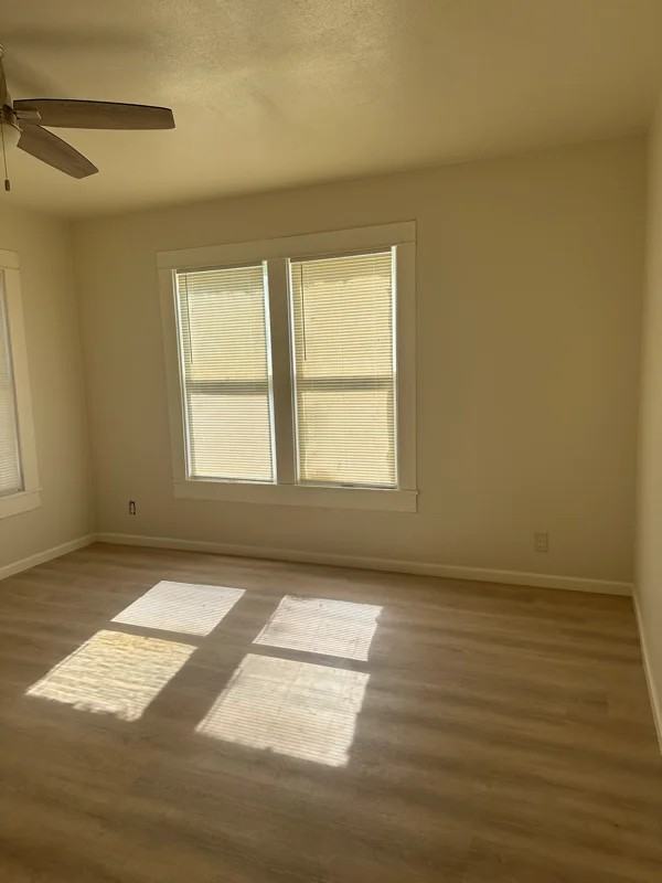 649 E Price St - Photo 3 of 12