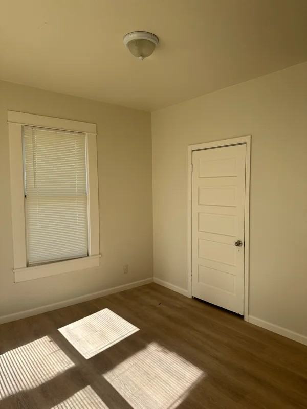 649 E Price St - Photo 4 of 12