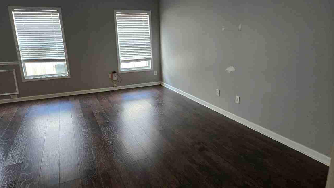 1725 Oakbrook Ln Nw - Photo 6 of 15