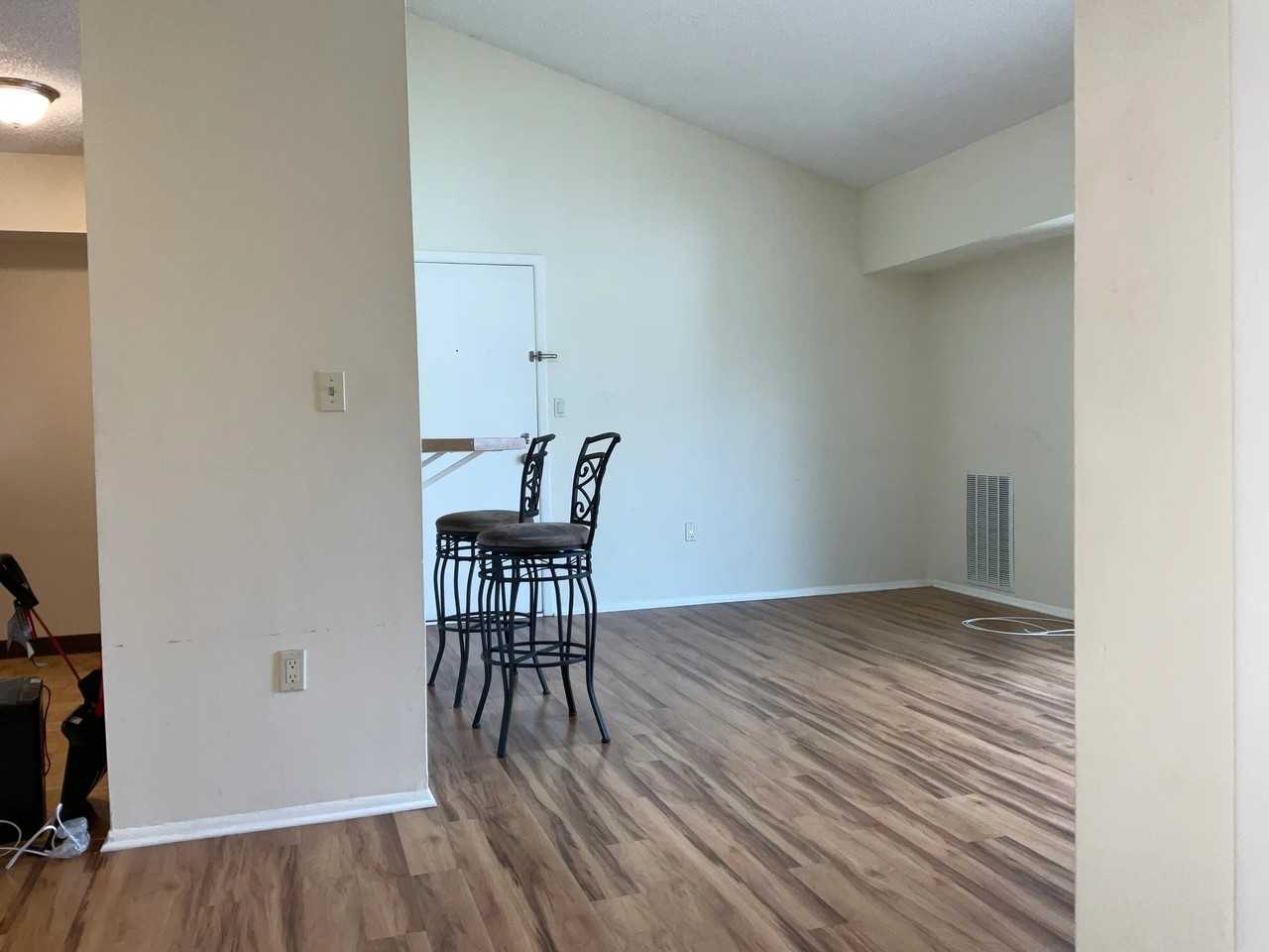 2110 Aspen Dr - Photo 3 of 17