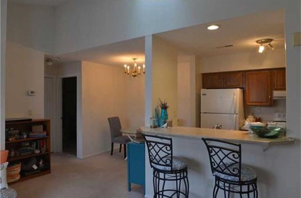 2110 Aspen Dr - Photo 7 of 17