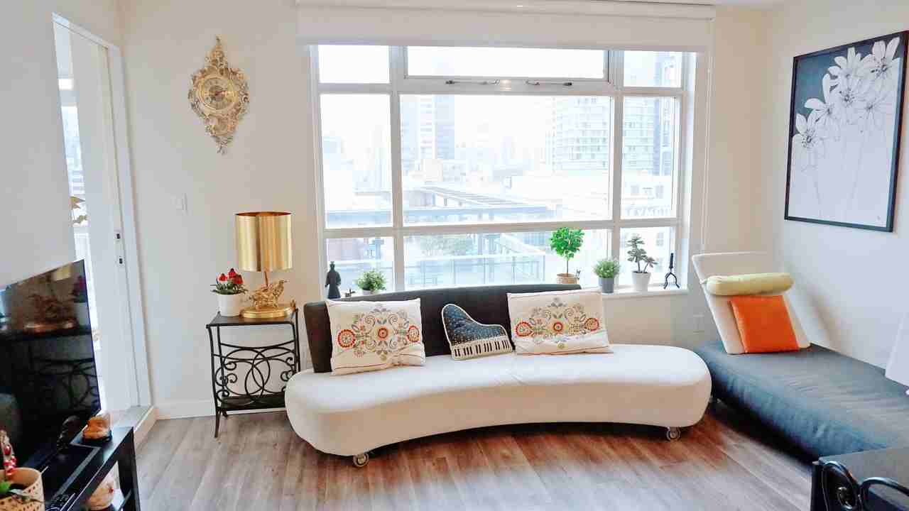 438 Seymour Street #1801 - Photo 7 of 8