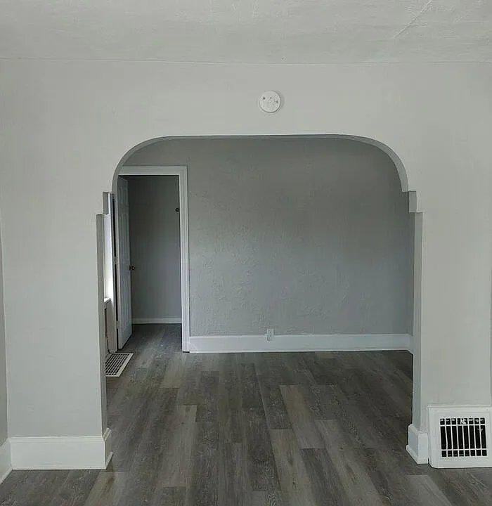 3204 Caledonia St #NA - Photo 2 of 5