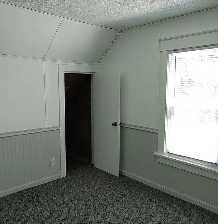 3204 Caledonia St #NA - Photo 5 of 5