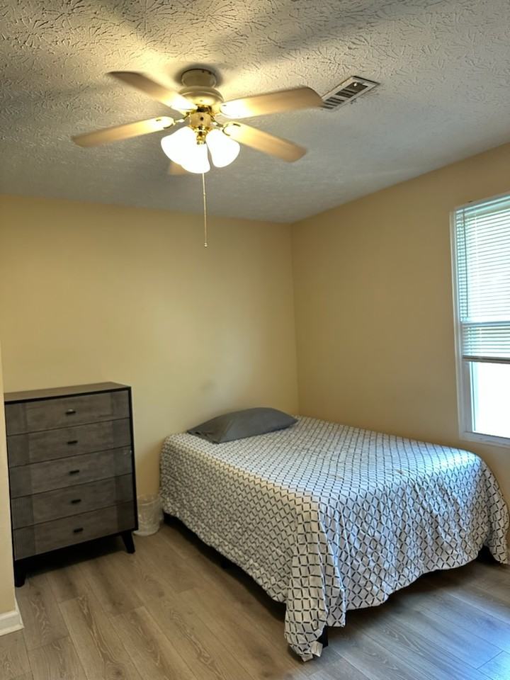 217 Cedarmont Cir #C - Photo 3 of 13