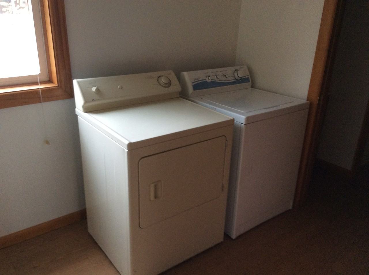 524 W 3rd St #NA - Photo 7 of 7