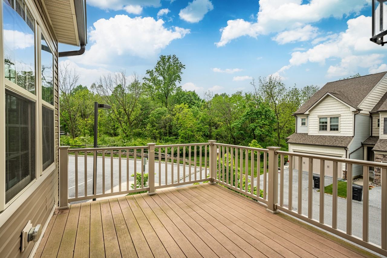 2 Eagle Ln #2 - Photo 6 of 49