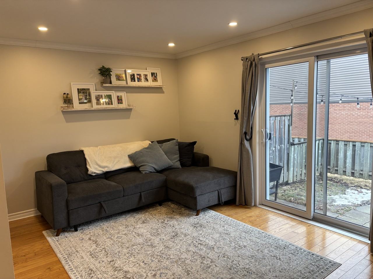 6353 Mary Jane Crescent - Photo 5 of 14