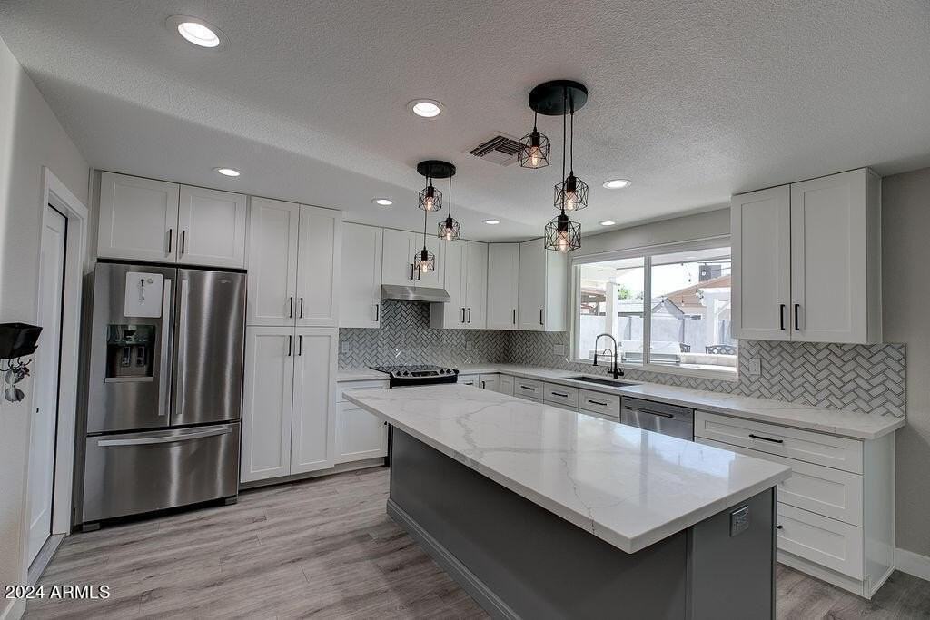 917 N 87th Pl - Photo 4 of 29