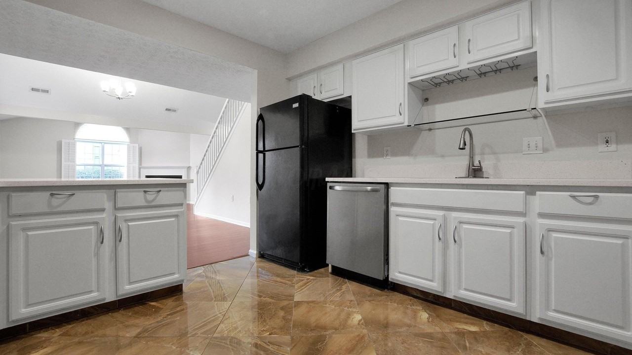 3052 Dunlavin Way - Photo 7 of 24