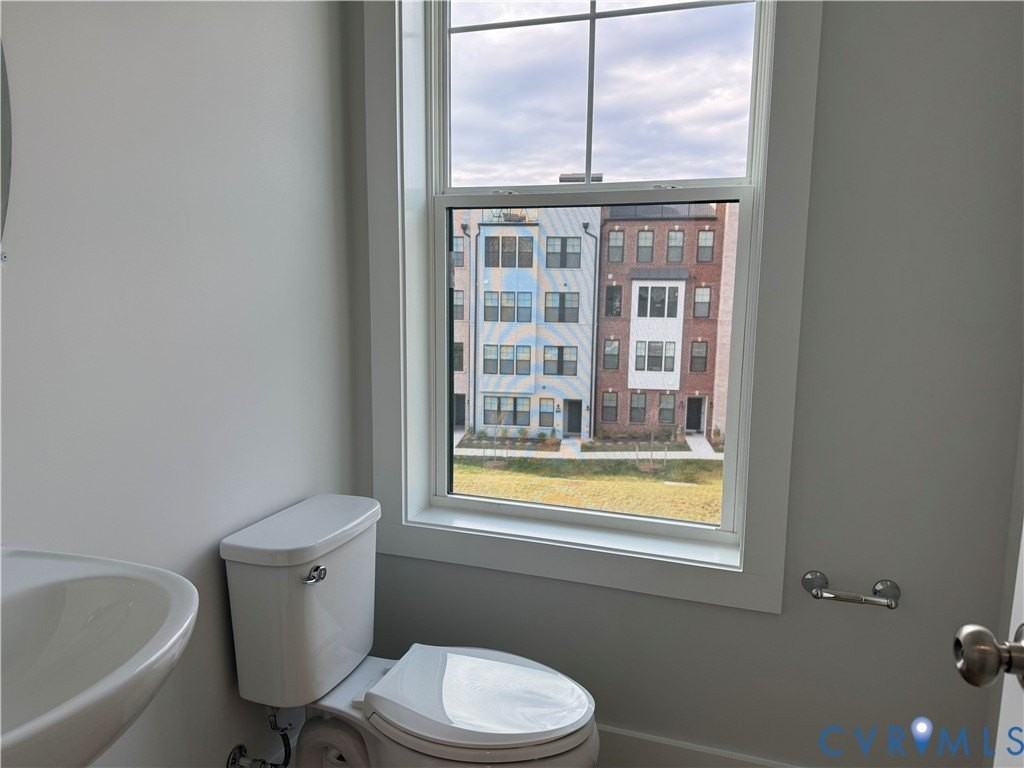 527 Munson Woods Walk Unit B - Photo 7 of 37