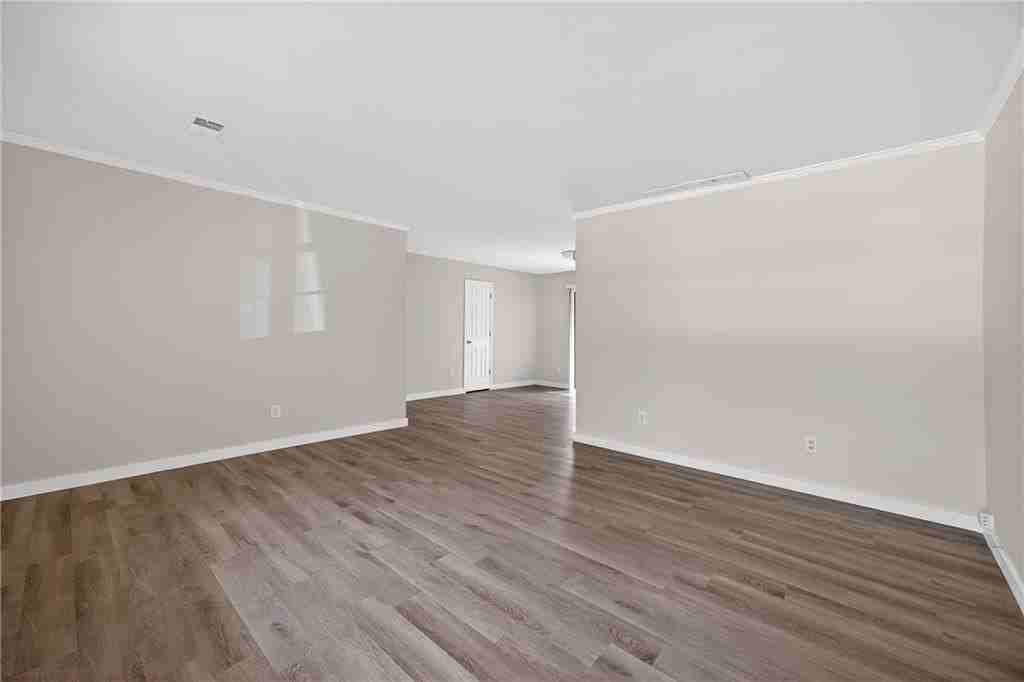 6000 Mallory Rd - Photo 6 of 21