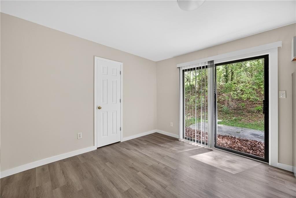 6000 Mallory Rd - Photo 7 of 21