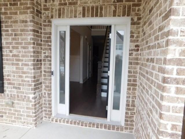 4652 Sweetwater Ave - Photo 3 of 32