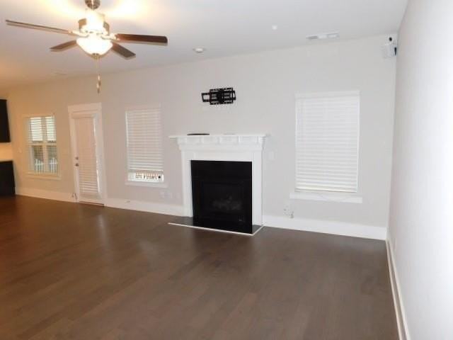 4652 Sweetwater Ave - Photo 7 of 32