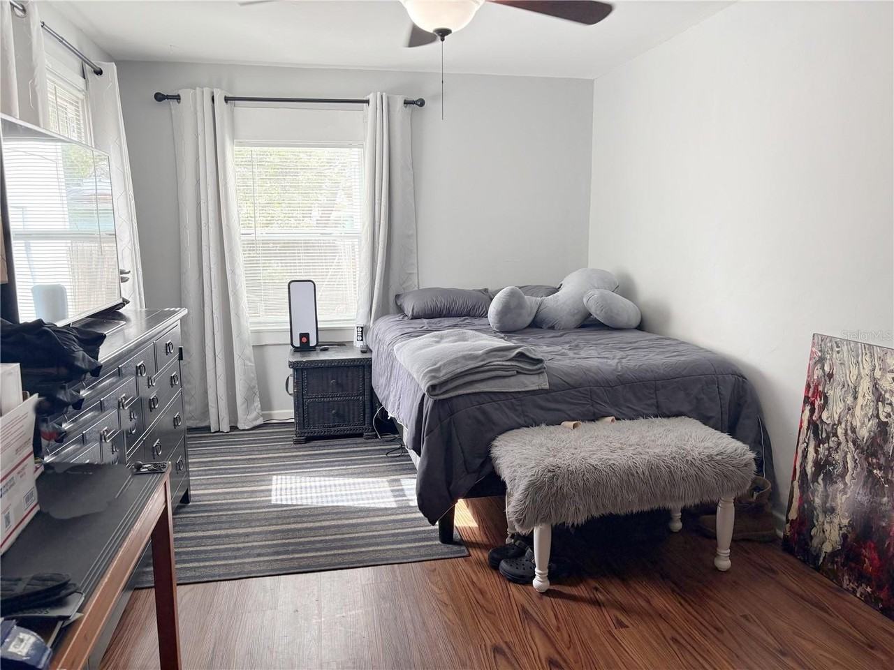 2060 9th St #B - Photo 6 of 9