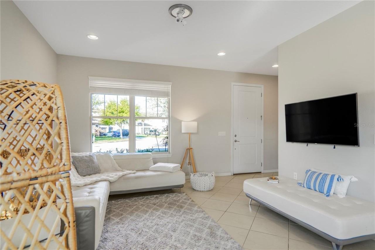 7245 Half Moon Lake Dr - Photo 7 of 50