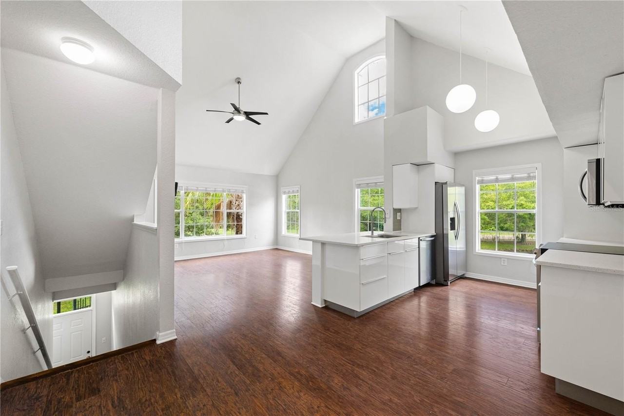 9412 Lake Chase Island Way #9412 - Photo 3 of 38