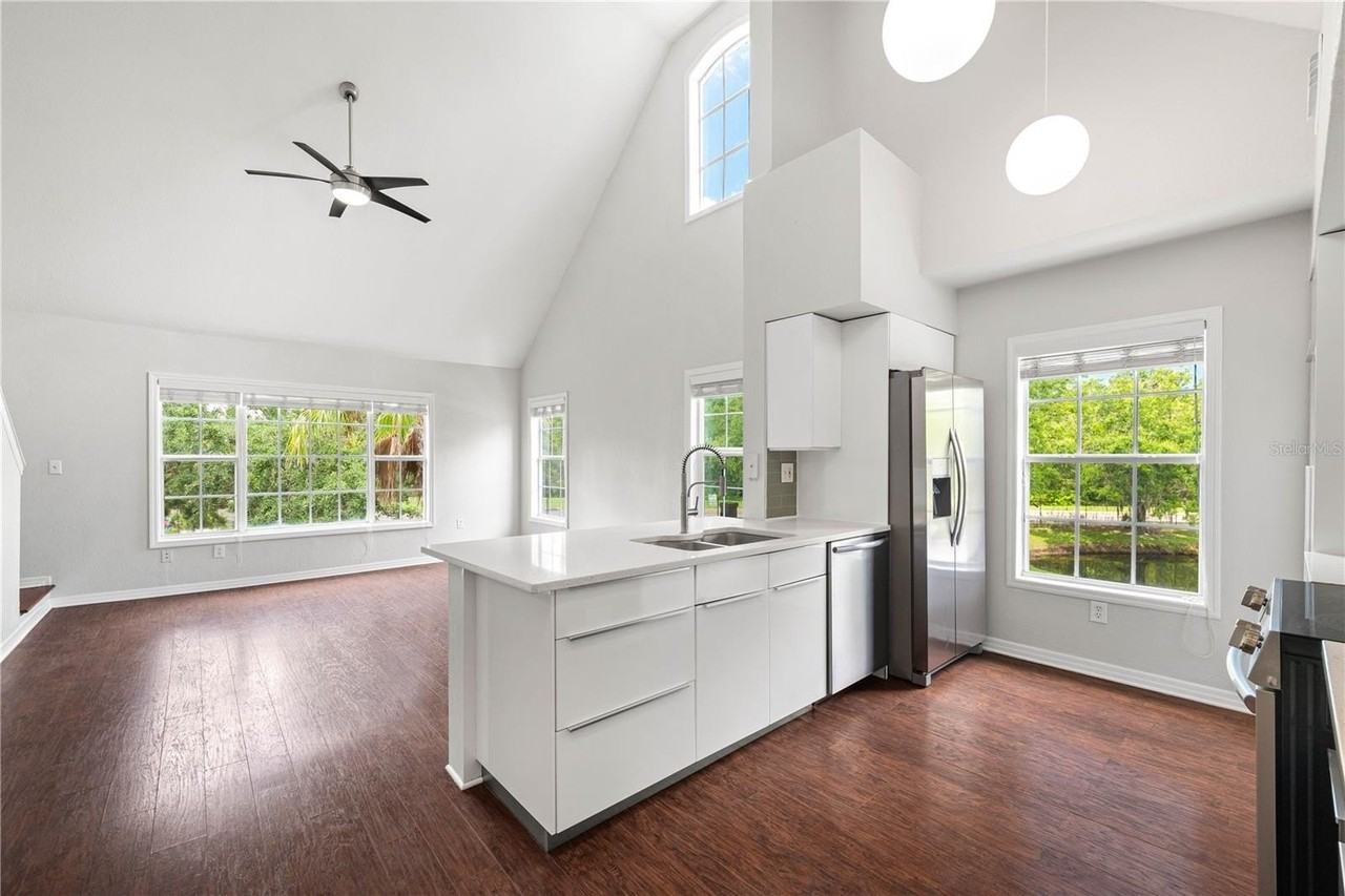 9412 Lake Chase Island Way #9412 - Photo 6 of 38