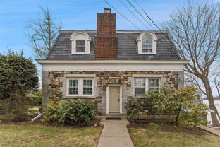 598 N Lake Blvd - Photo 1 of 1