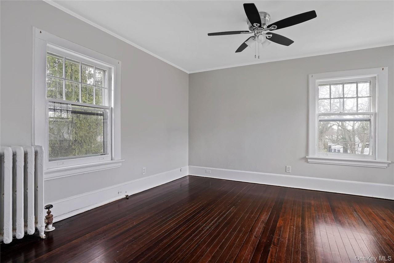 9 Ridgeview Ave - Photo 4 of 20