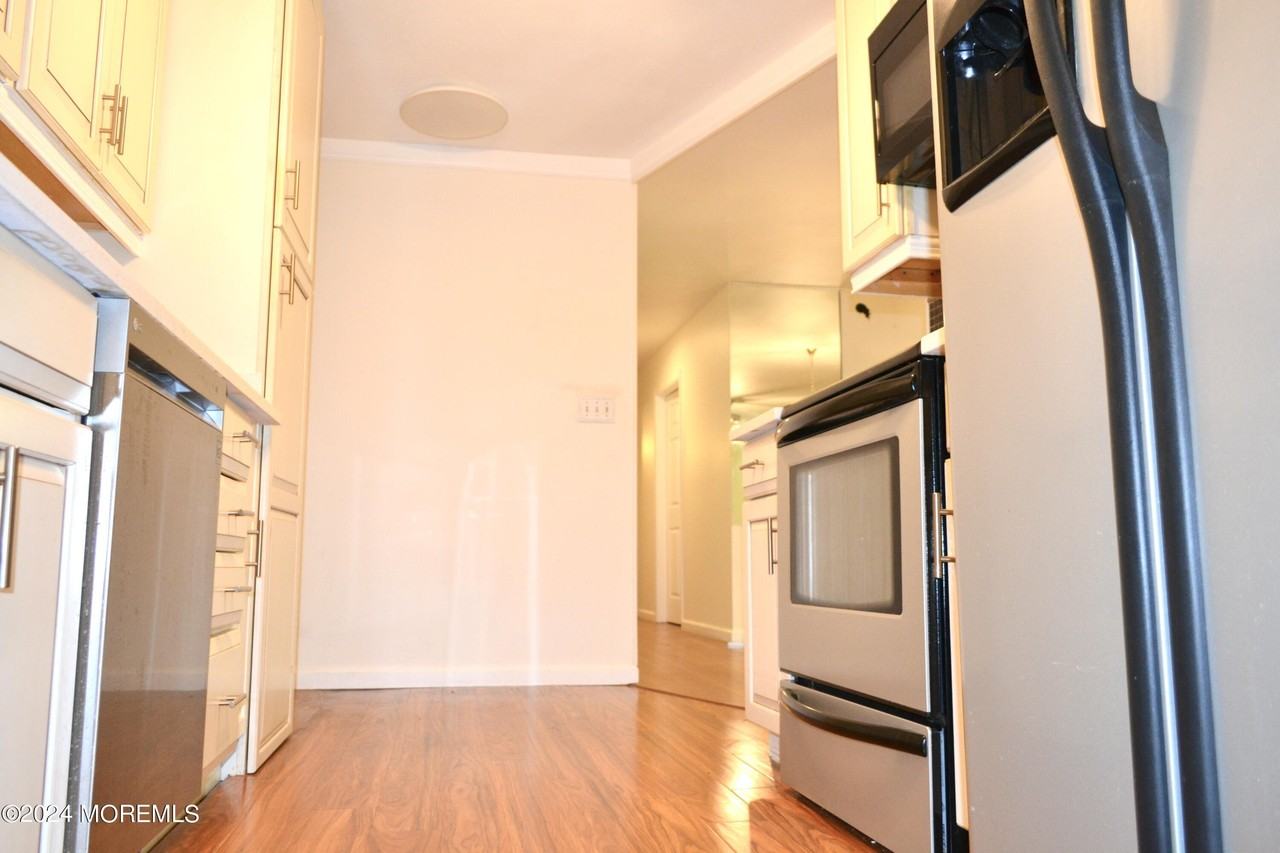 30 Meadow Green Cir Unit G - Photo 6 of 21