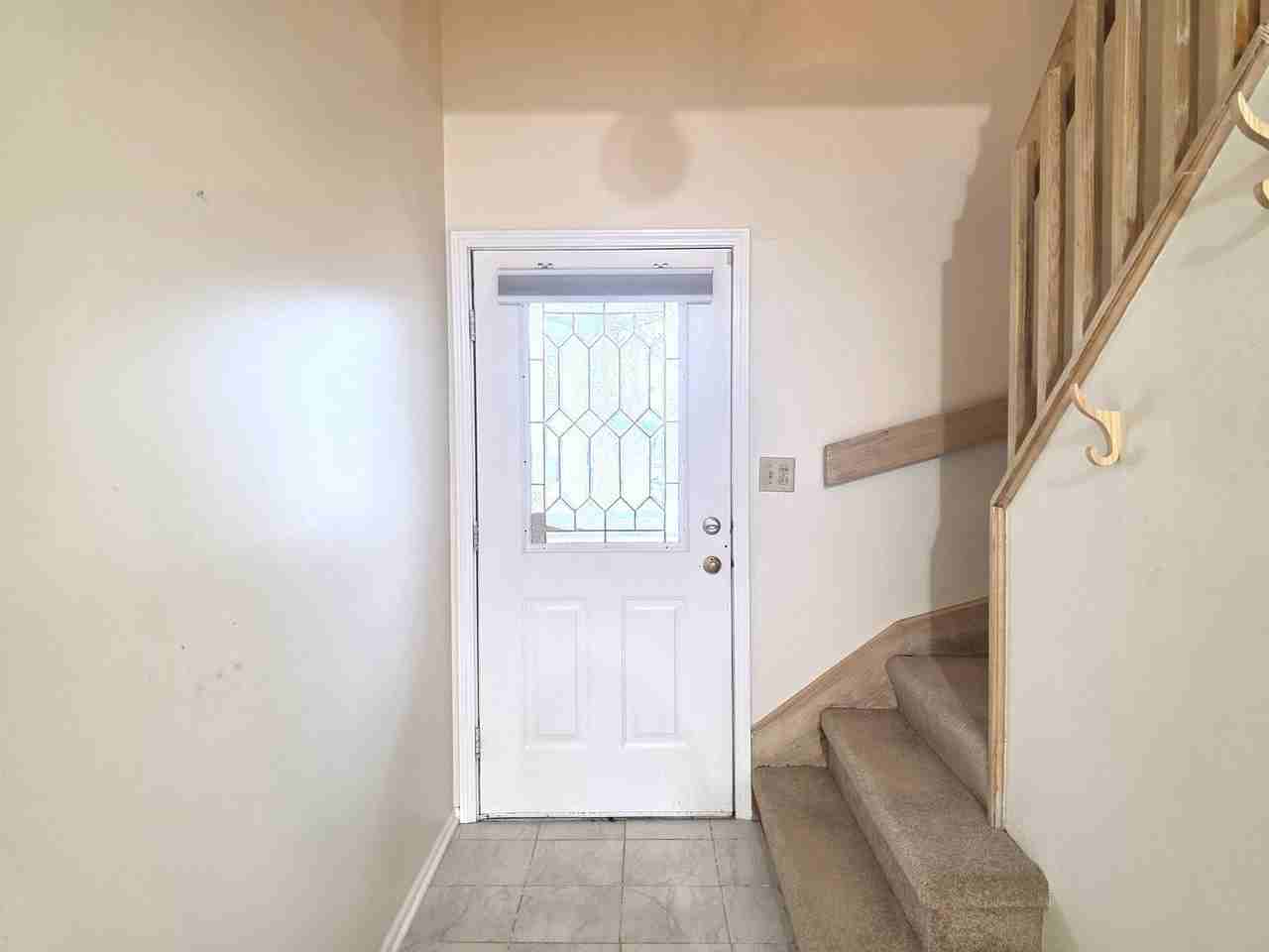 1376 Longacre Ln - Photo 2 of 22