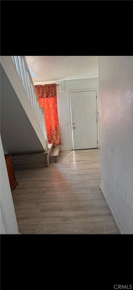 210 W Lugonia Ave - Photo 5 of 5