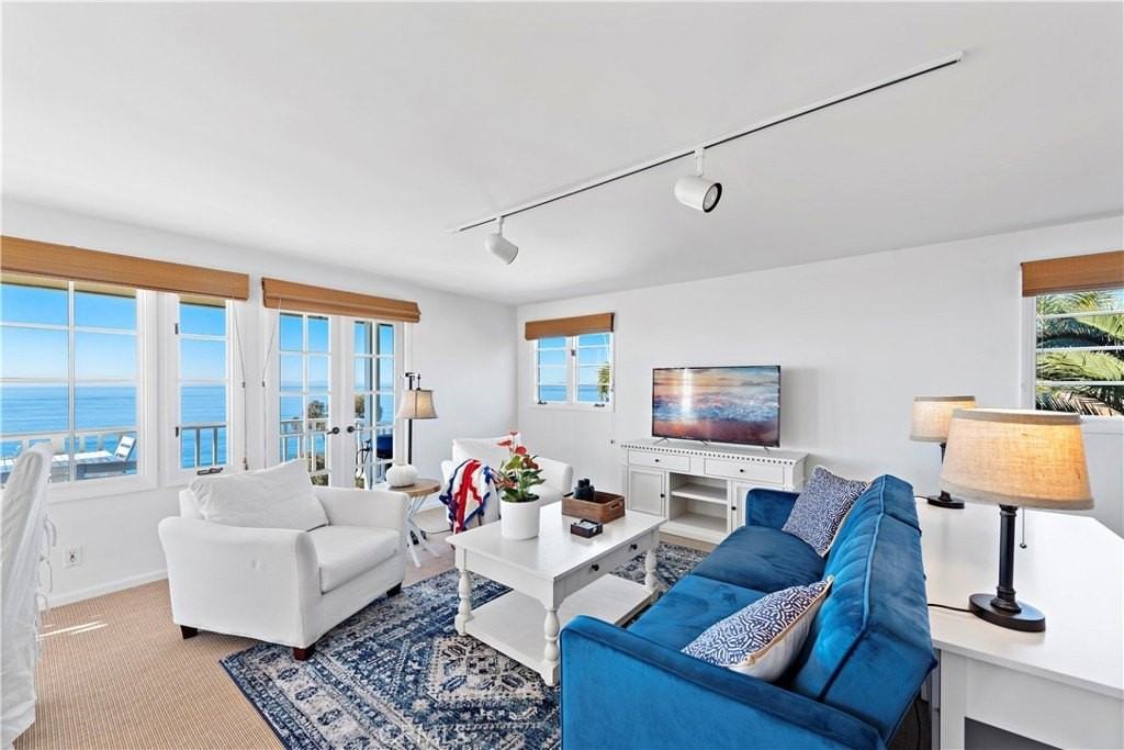 2173 Crestview Dr - Photo 7 of 25