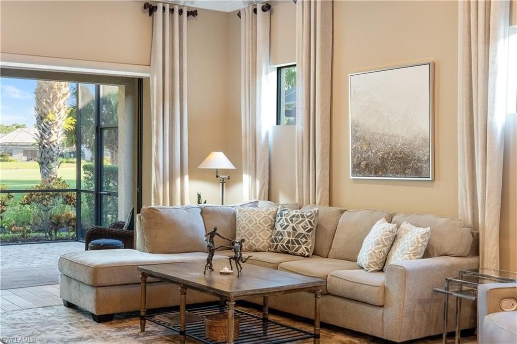 9418 Greyhawk Trl - Photo 3 of 21