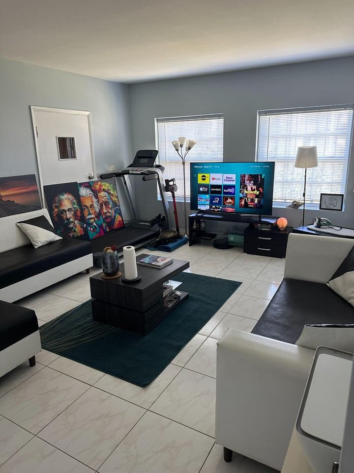 Nw 82nd St - Photo 3 of 40