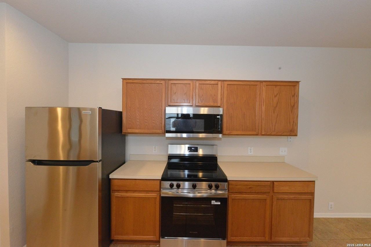 15746 Cotton Tail Ln - Photo 4 of 22