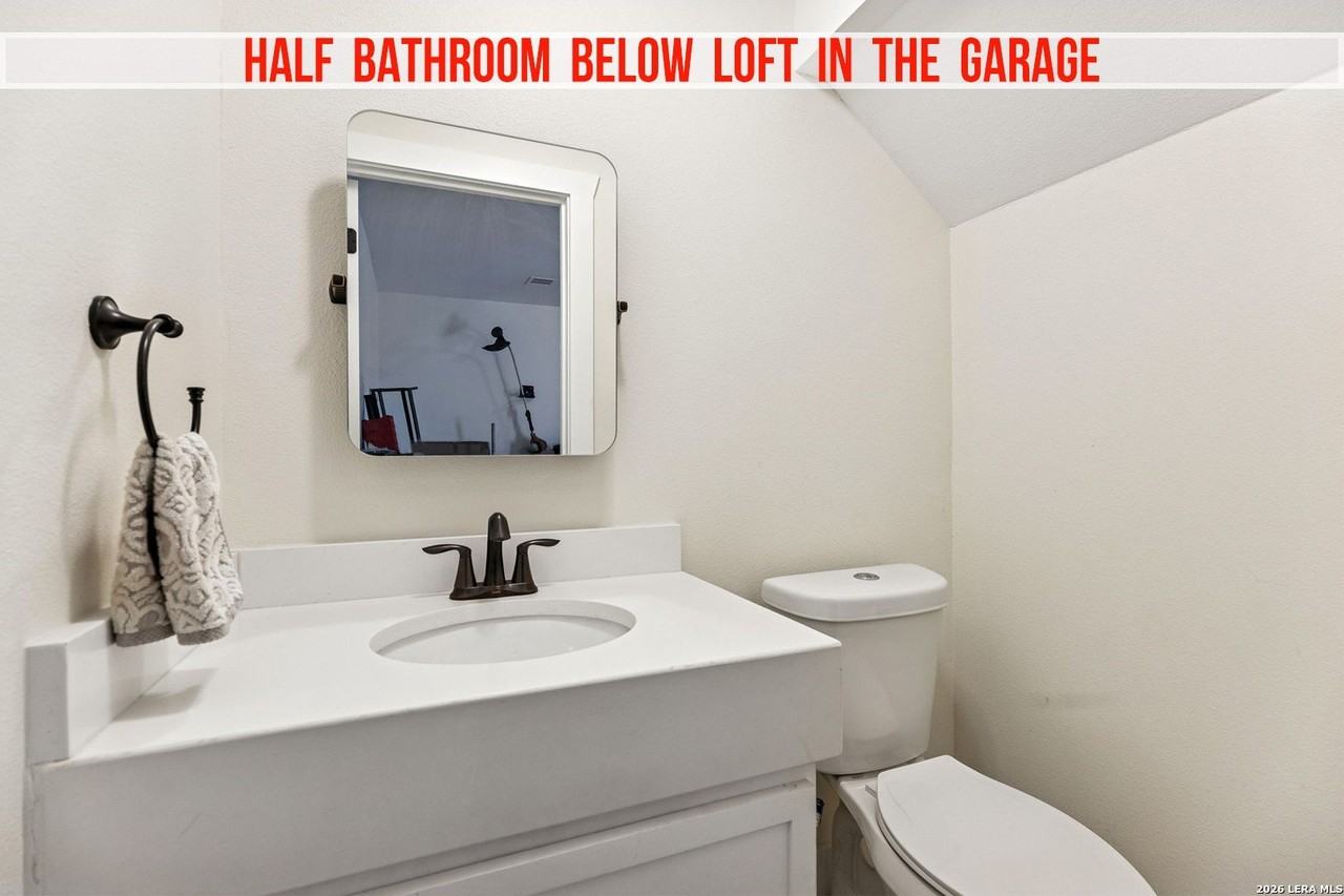 303 Pendleton Ave - Photo 7 of 50