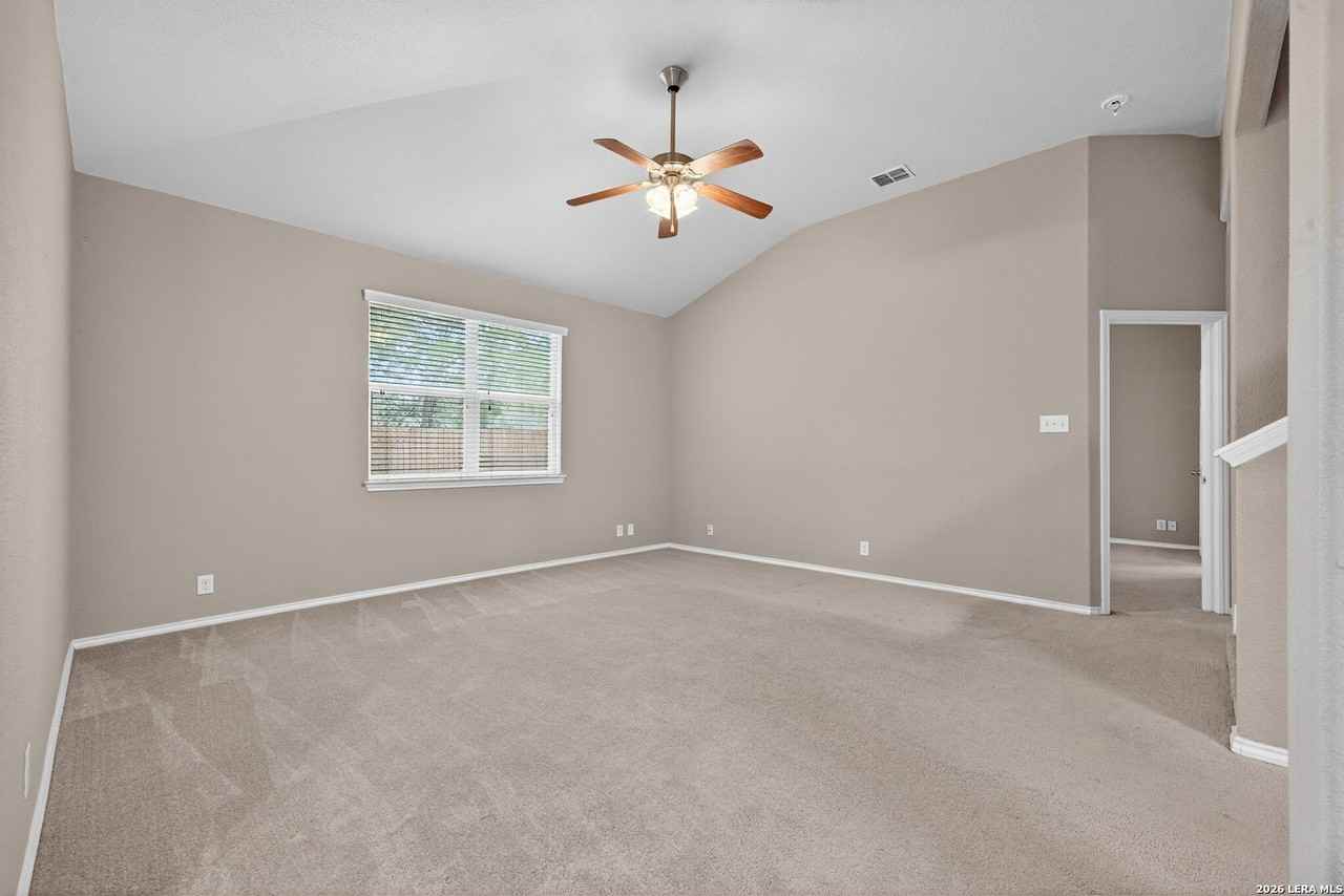 201 Canyon Vis - Photo 4 of 31