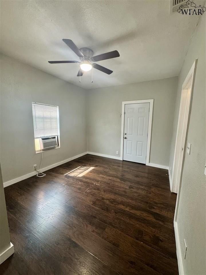 2142 Avenue E - Photo 3 of 10