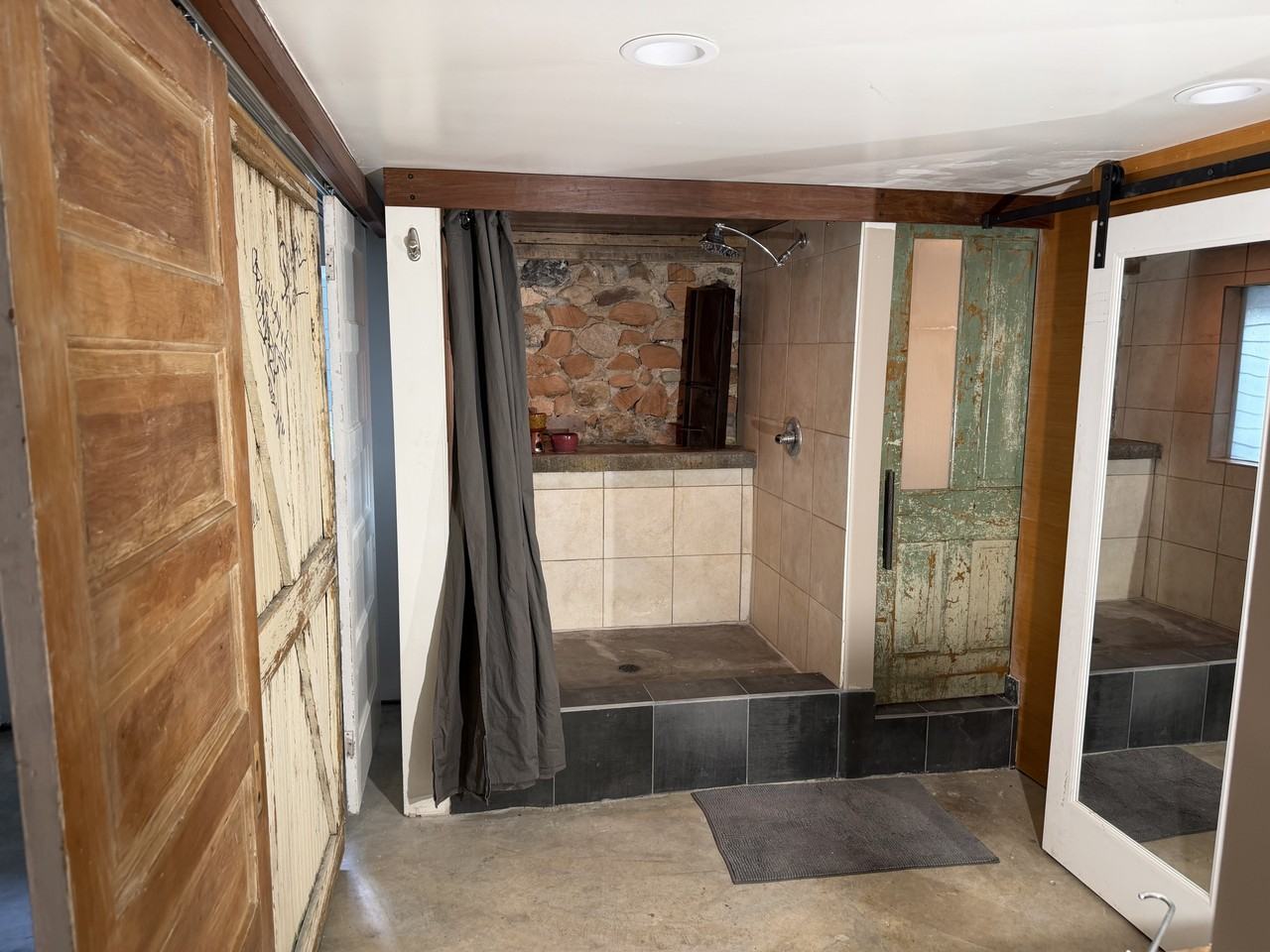 553 E St #BS - Photo 6 of 14