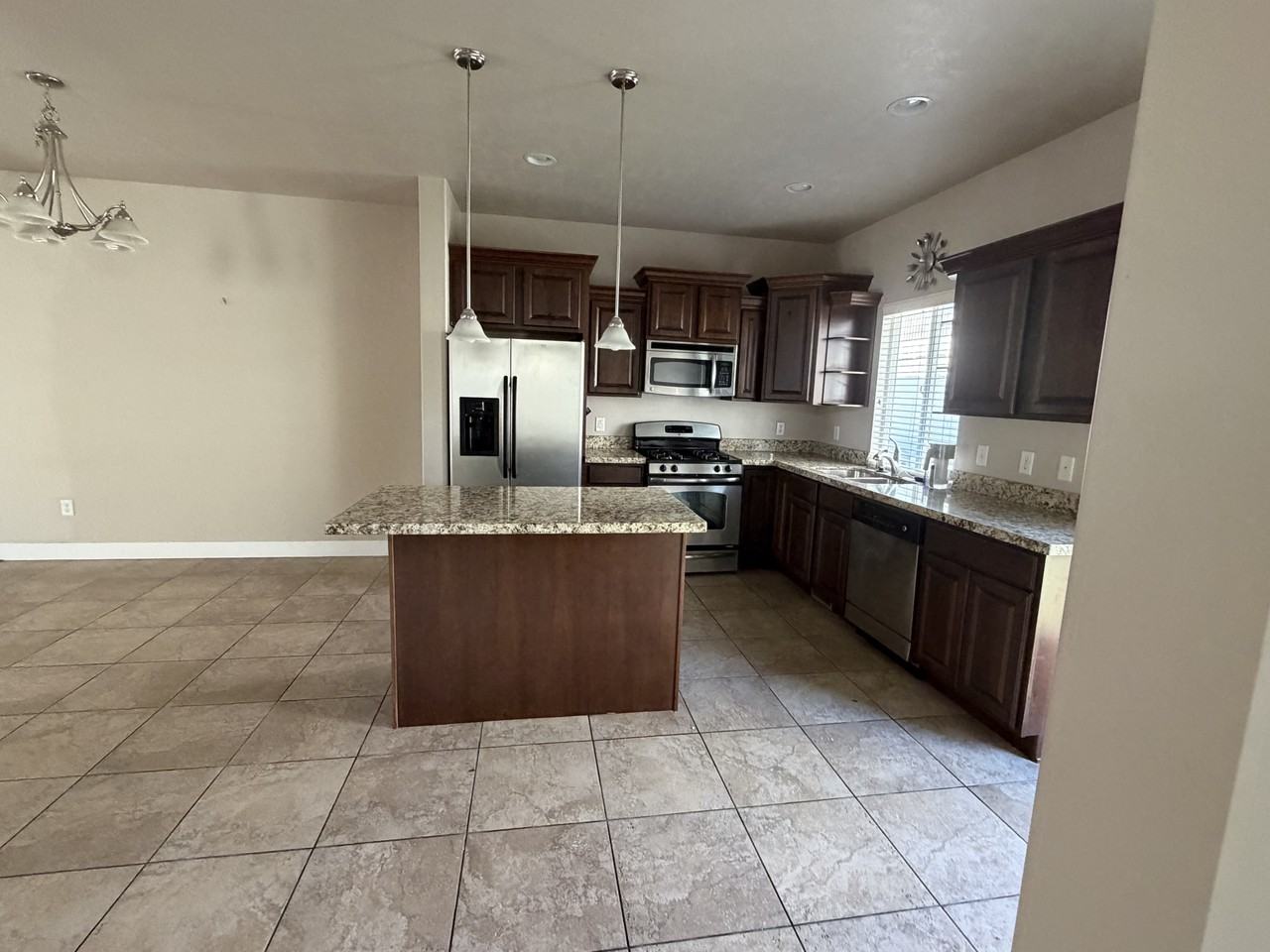 9035 S Quarry Stone Way - Photo 4 of 11