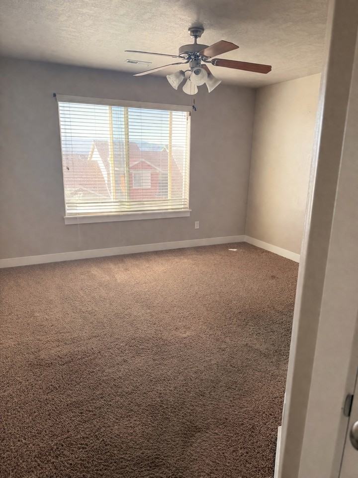 9035 S Quarry Stone Way - Photo 5 of 11