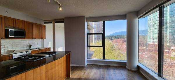 1723 Alberni Street - Photo 7 of 24