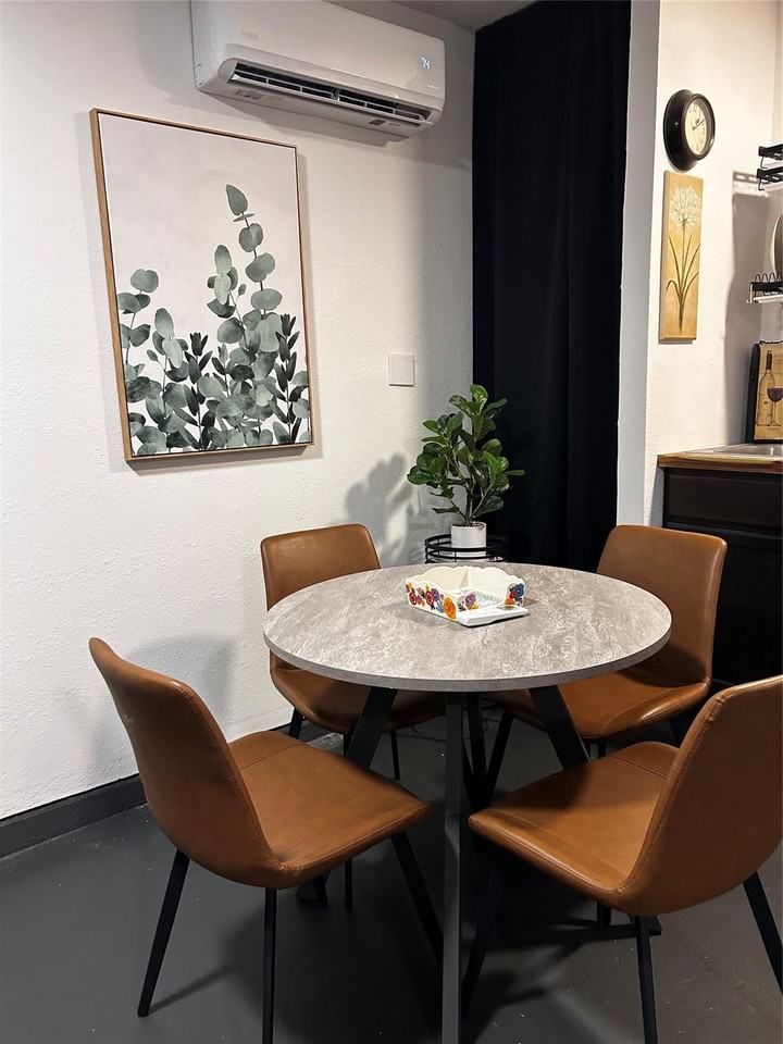 16837 Kettle Creek Dr - Photo 3 of 6