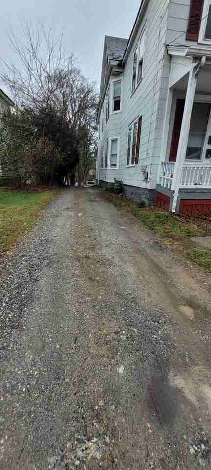 98 High St #98B - Photo 2 of 26