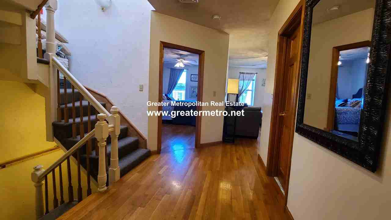 414 Hanover St #5 - Photo 4 of 18