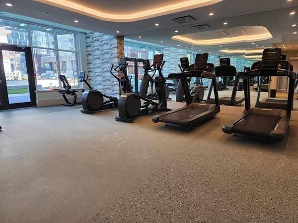 6463 Silver Avenue - Photo 7 of 24