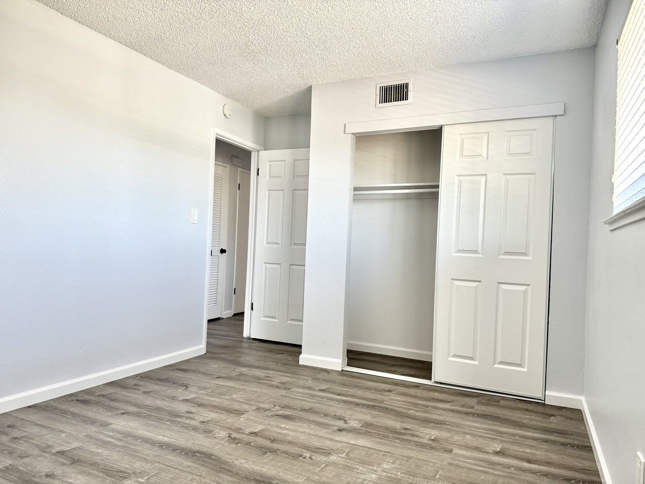 4549 Greenholme Drive #4 - Photo 7 of 24